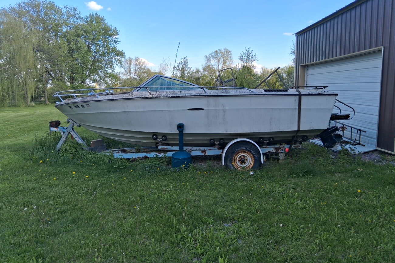 Boat Scrapyard Service near WI